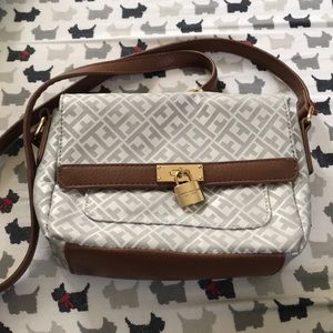Tommy Hilfiger purse